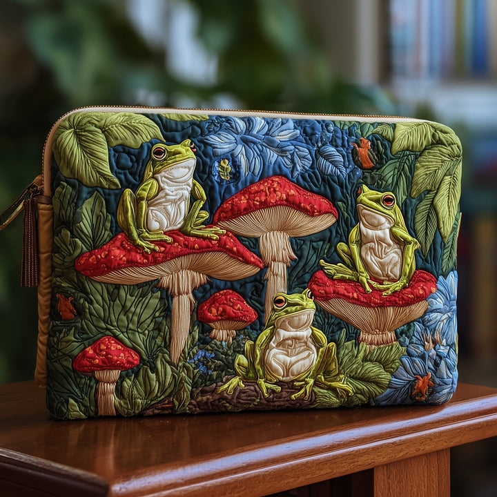 Frog Quilted Pouch
