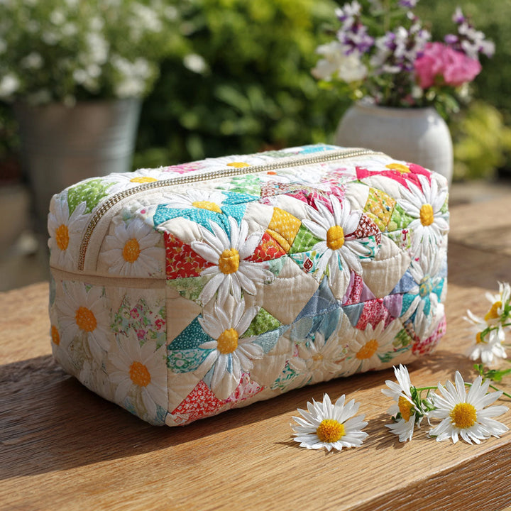 Delicate Grass Quilted Cosmetic Bag